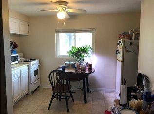 1320 W Sycamore St, Mt Washington, PA 15211