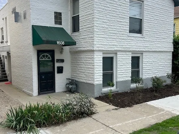 1608 Greenleaf St, Evanston, IL 60202