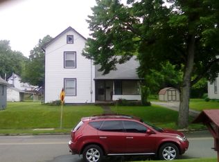 124 Wooster St NW, Navarre, OH 44662