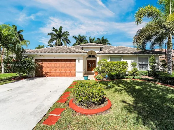 18557 NW 23rd St, Pembroke Pines, FL 33029
