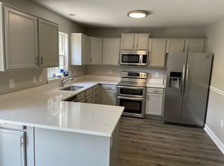 54 Homestead Ln, Royersford, PA 19468