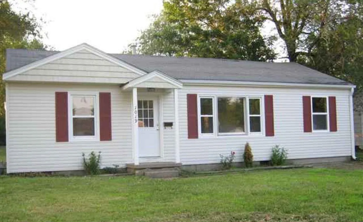 3 bed, 1008 sqft, $1,100 — Photo 1