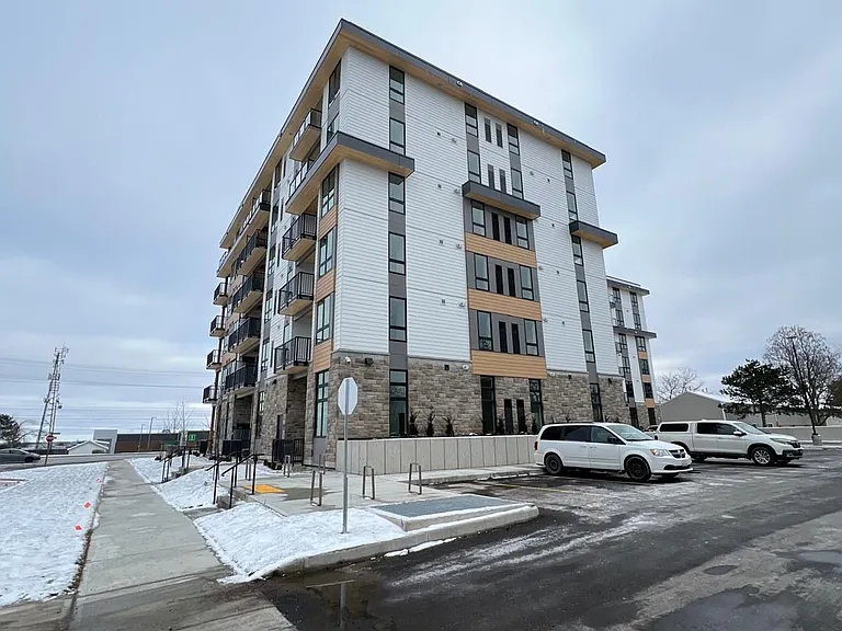101 Golden Eagle Rd #111 — Photo 4