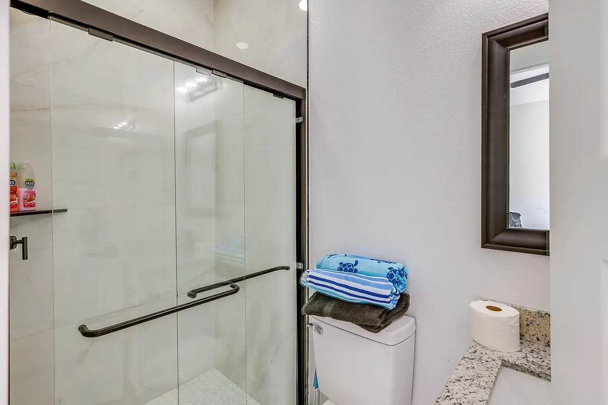 1 bed, $2,135 — Photo 2