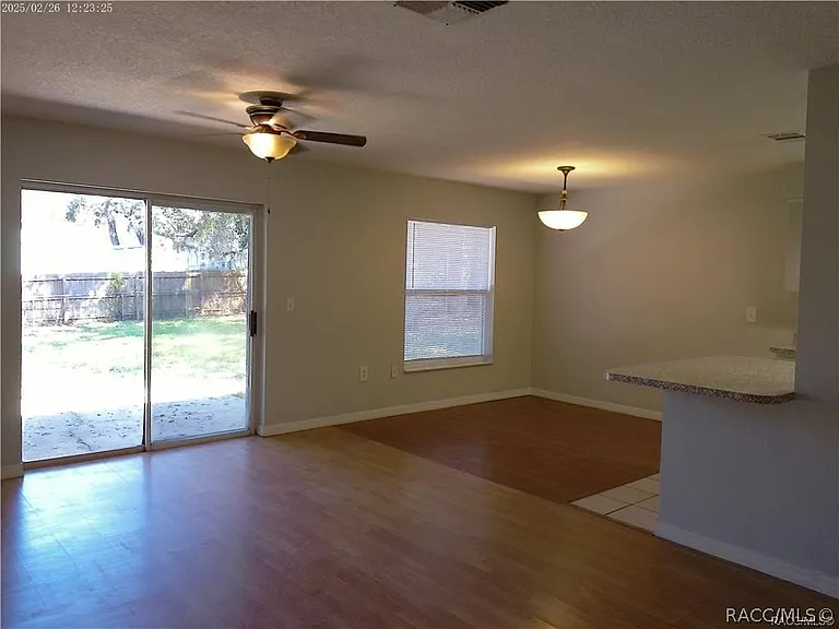 5921 W Woodhill Ct — Photo 15