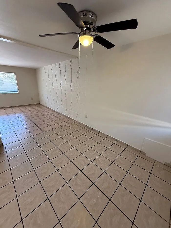 2 bed, 1.0 bath, 800 sqft, $950 — Photo 4