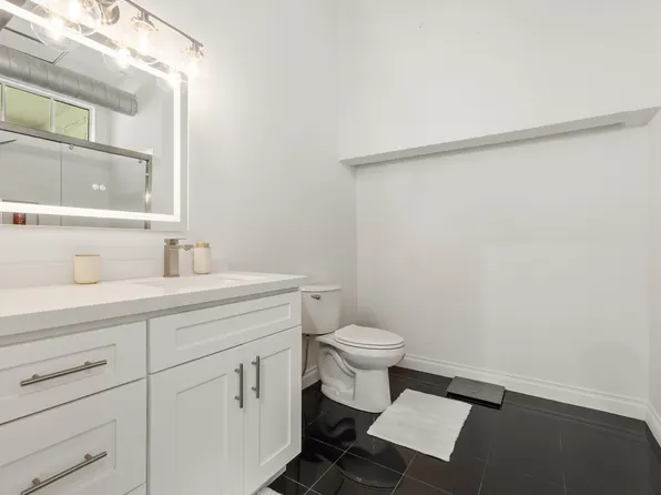 420 S San Pedro St APT 102, Los Angeles, CA 90013