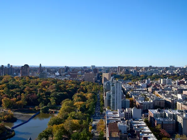 1309 5th Avenue image 1 of 20