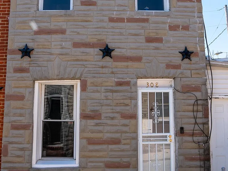 308 S Castle St — Photo 13