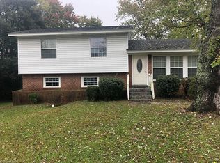 2024 Armhurst Rd, Greensboro, NC 27405