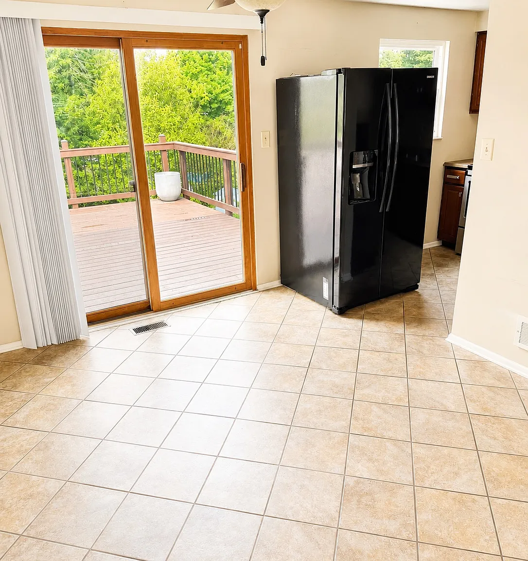 3 bed, 1232 sqft, $1,750 — Photo 3