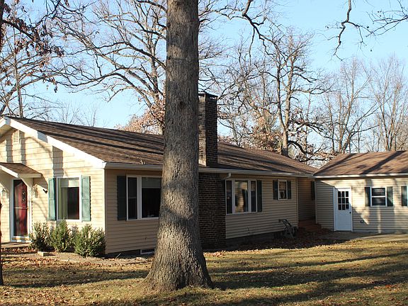 Home for Sale in Decatur, Illinois $115,000