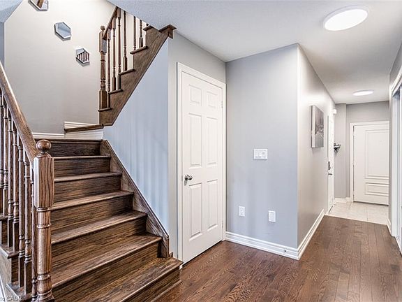 5th image of 3956 Tufgar Cres