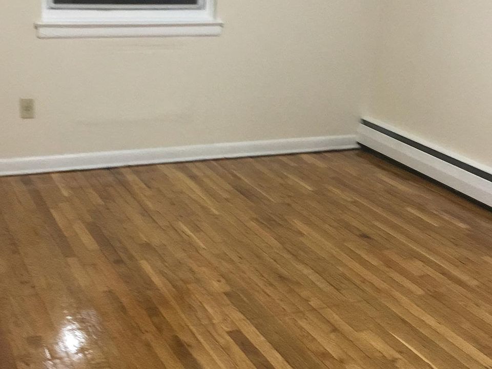 1st image of 770 E 56th St Floor 2