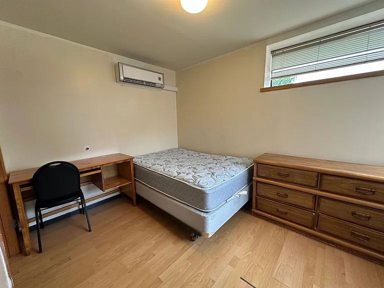 211 Linden Avenue — Photo 13