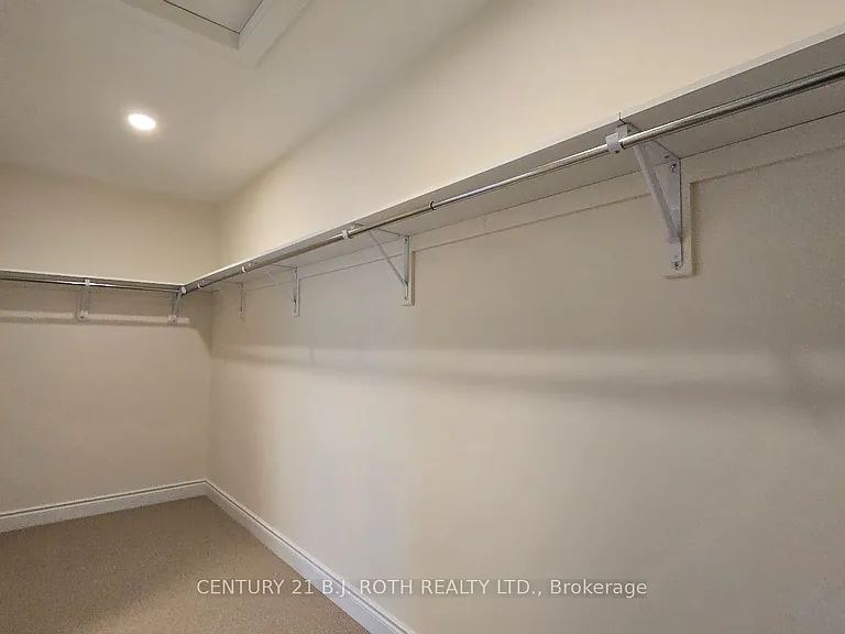 61 Ruby Rdg — Photo 32