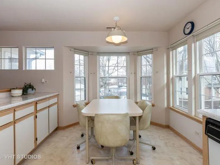 2129 Aberdeen Ct — Photo 4