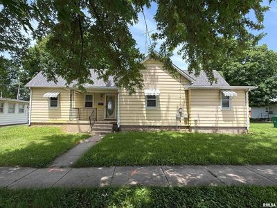 361 W Fulton St, Farmington, IL, 61531