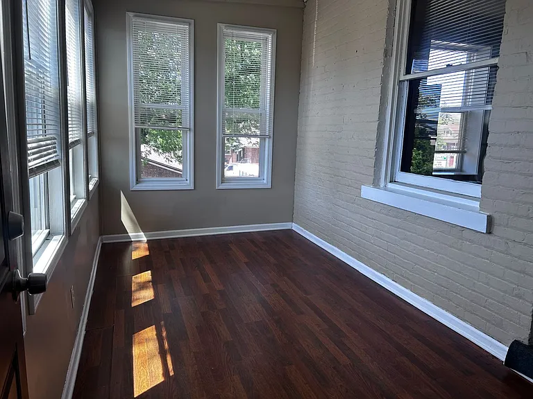 1900 S Highland Ave #2R — Photo 5