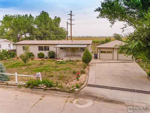 3rd image of 4708 Grand Canyon Dr