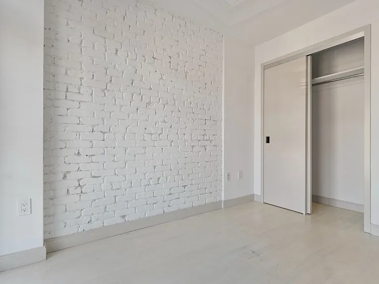 152 2nd Ave #2C — Photo 7