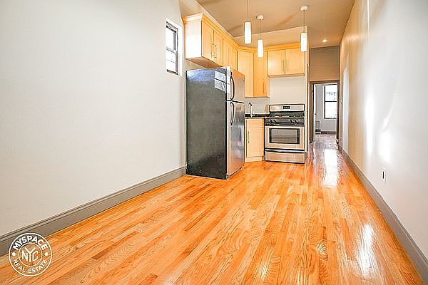 1st image of 1251 Dekalb Ave #3L