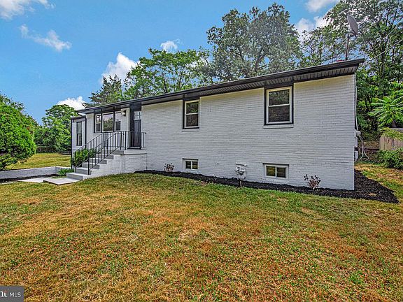 3rd image of 2200 Weber Dr