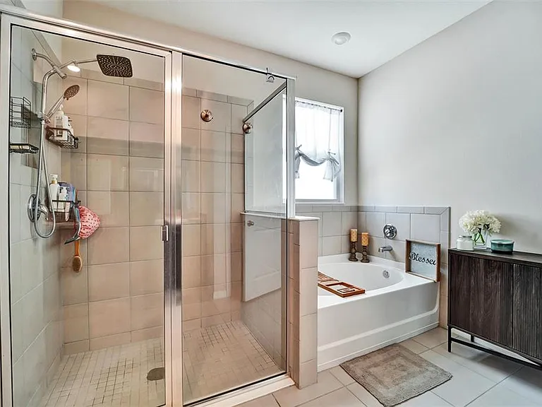 7330 Rome Ln — Photo 25