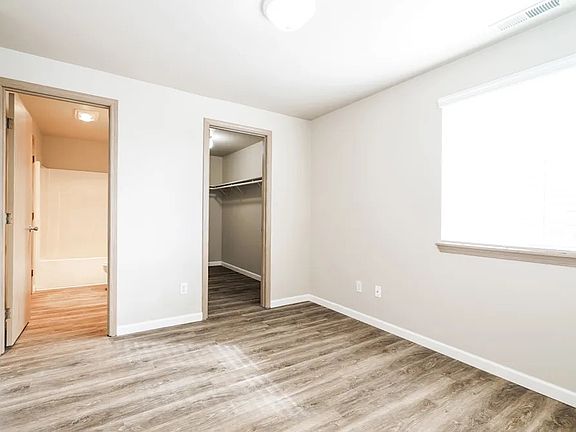 3rd image of 1425 Lucia Dr