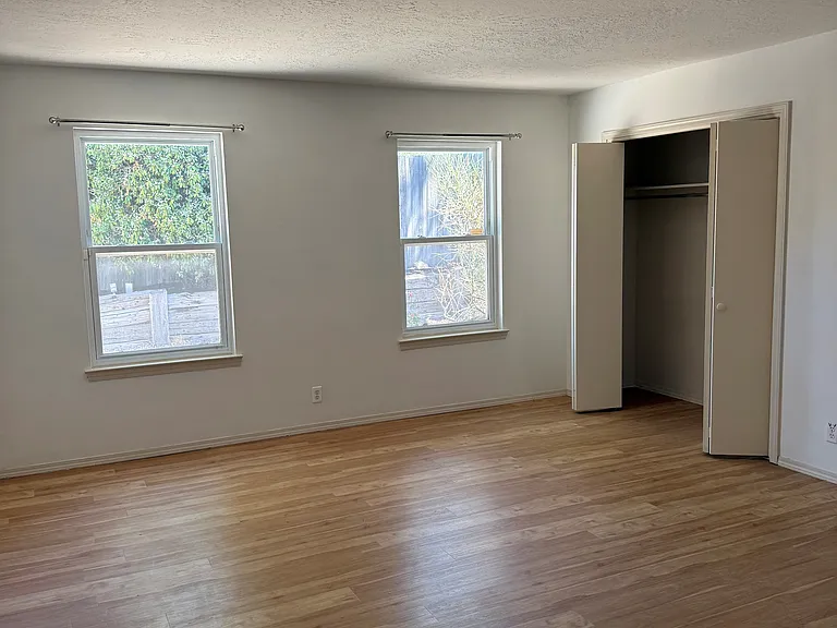 3113 La Mancha Dr NW — Photo 17