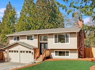 10142 NE 204th St, Bothell, WA 98011