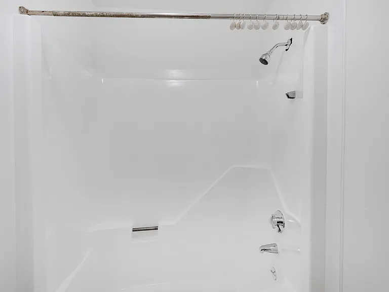 266 Main St #2L — Photo 13