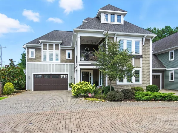 7903 Rea View Ct, Charlotte, NC 28226