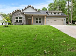 112 S Lakeview Dr, Duncan, SC 29334