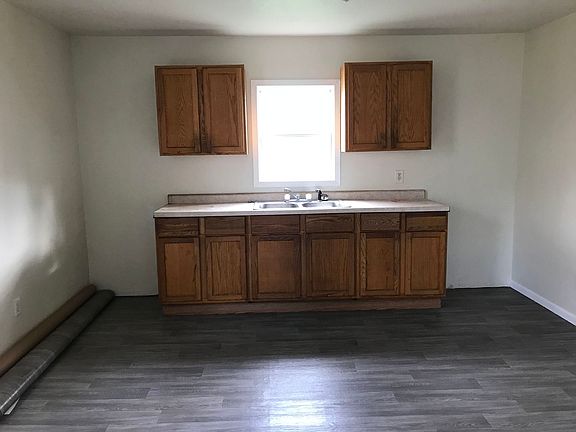 5th image of 348 S Rosewood Ave #2