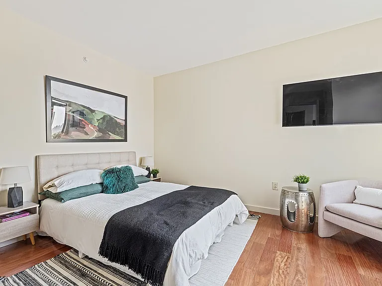1485 5th Ave #19D — Photo 4