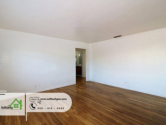 2nd image of 715 Leila Ave
