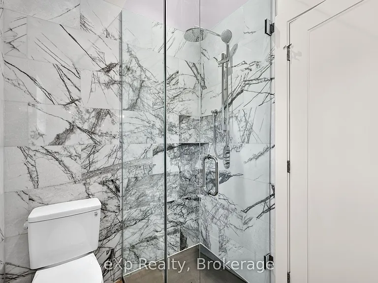 24 Wellington St #12 — Photo 21