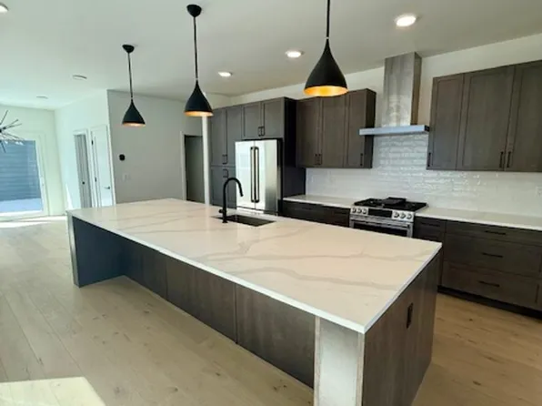 2957 S 27th Ave, Bozeman, MT 59718