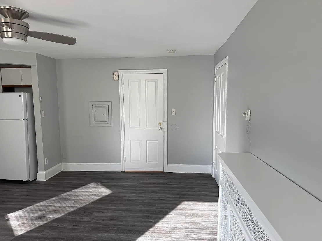 Studio, 652 sqft, $1,250 — Photo 4