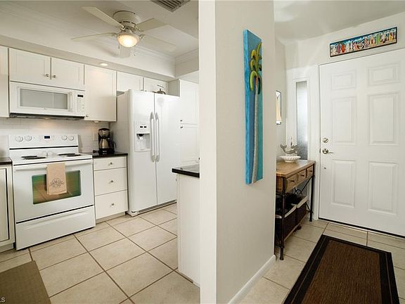 2nd image of 309 Cape Coral Pkwy W APT 203