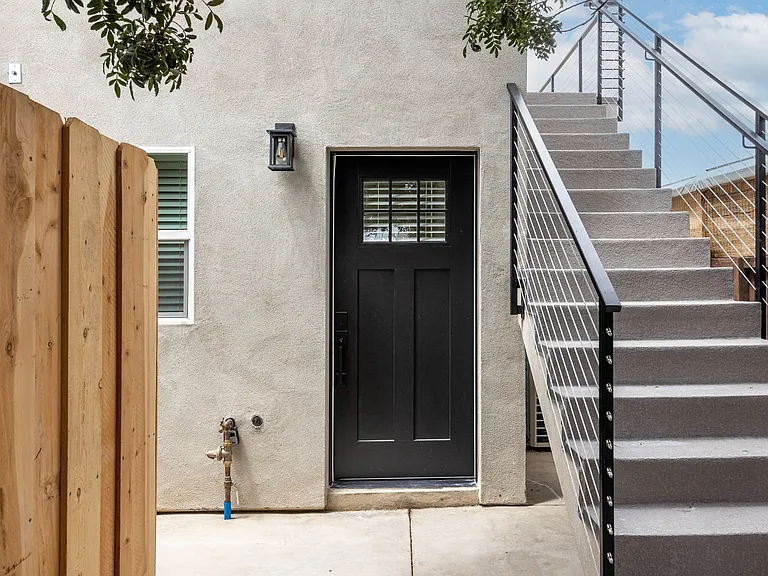 1152 Cotton St — Photo 10