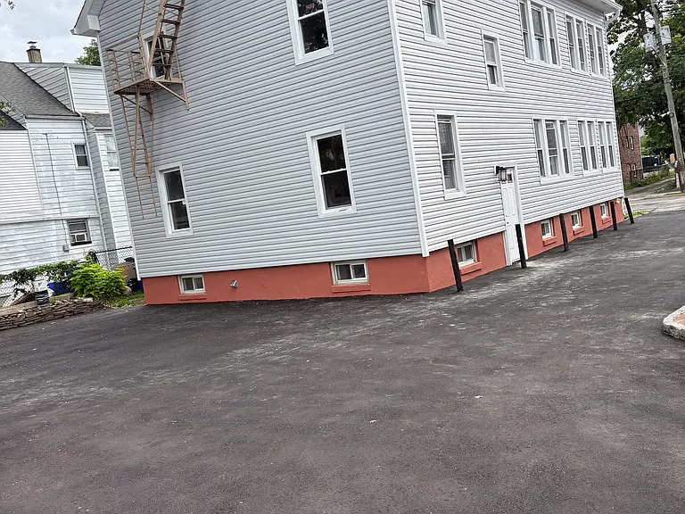 109 Union Ave #1 — Photo 8