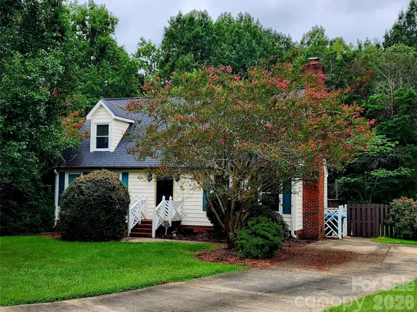 13505 O'Toole Dr, Matthews, NC 28105