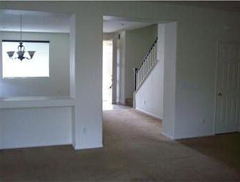 4th image of 15198 Holiday Dr