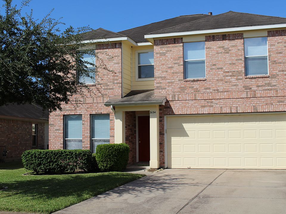 Front view of yr new home