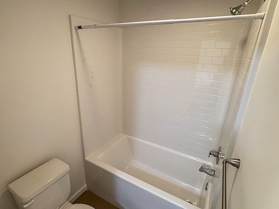5th image of 1595 Soco Rd APT 14