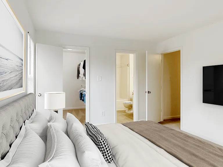 Genito Glen Apartments — Photo 21