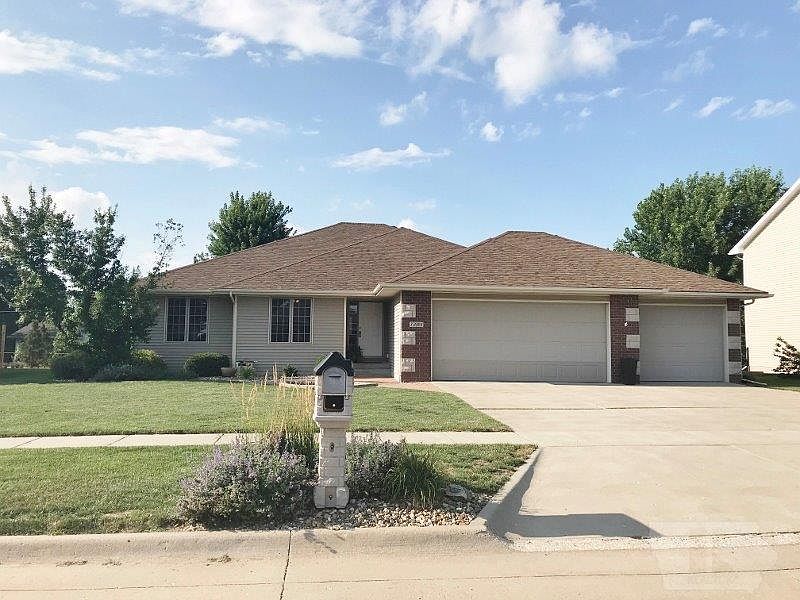 1st image of 3301 Lily Ln
