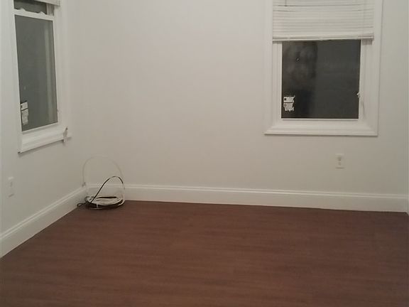 3rd image of 281 Arlington Ave